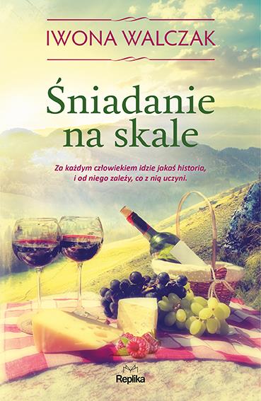 ŚNIADANIE NA SKALE