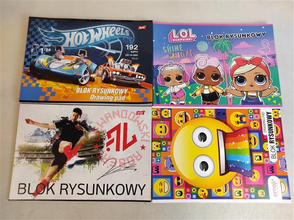 BLOK RYSUNKOWY A4. MIX WZORÓW